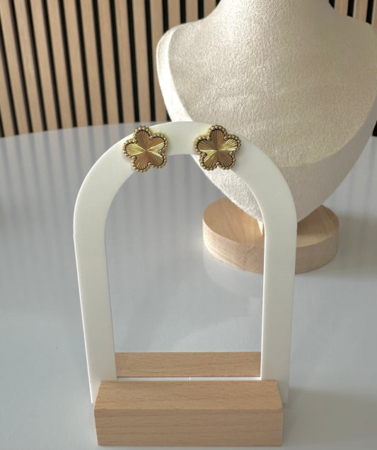 Boucles June
